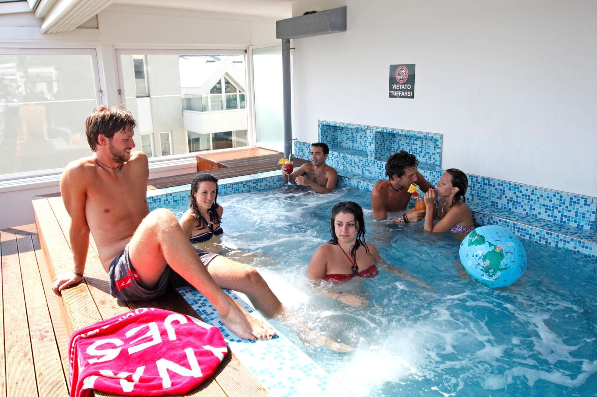 Hotel Panama Majestic Rimini Bagian luar foto