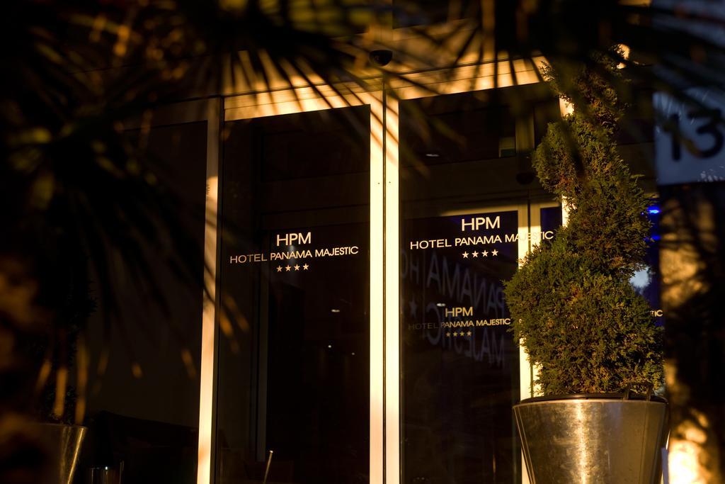 Hotel Panama Majestic Rimini Bagian luar foto