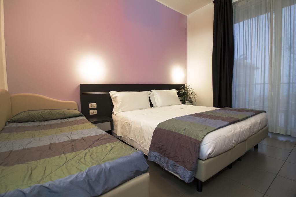 Hotel Panama Majestic Rimini Bagian luar foto