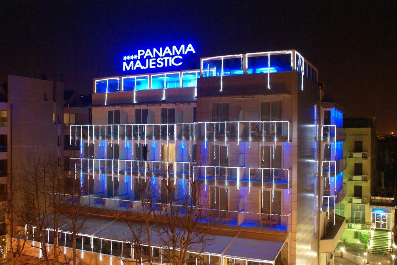 Hotel Panama Majestic Rimini Bagian luar foto